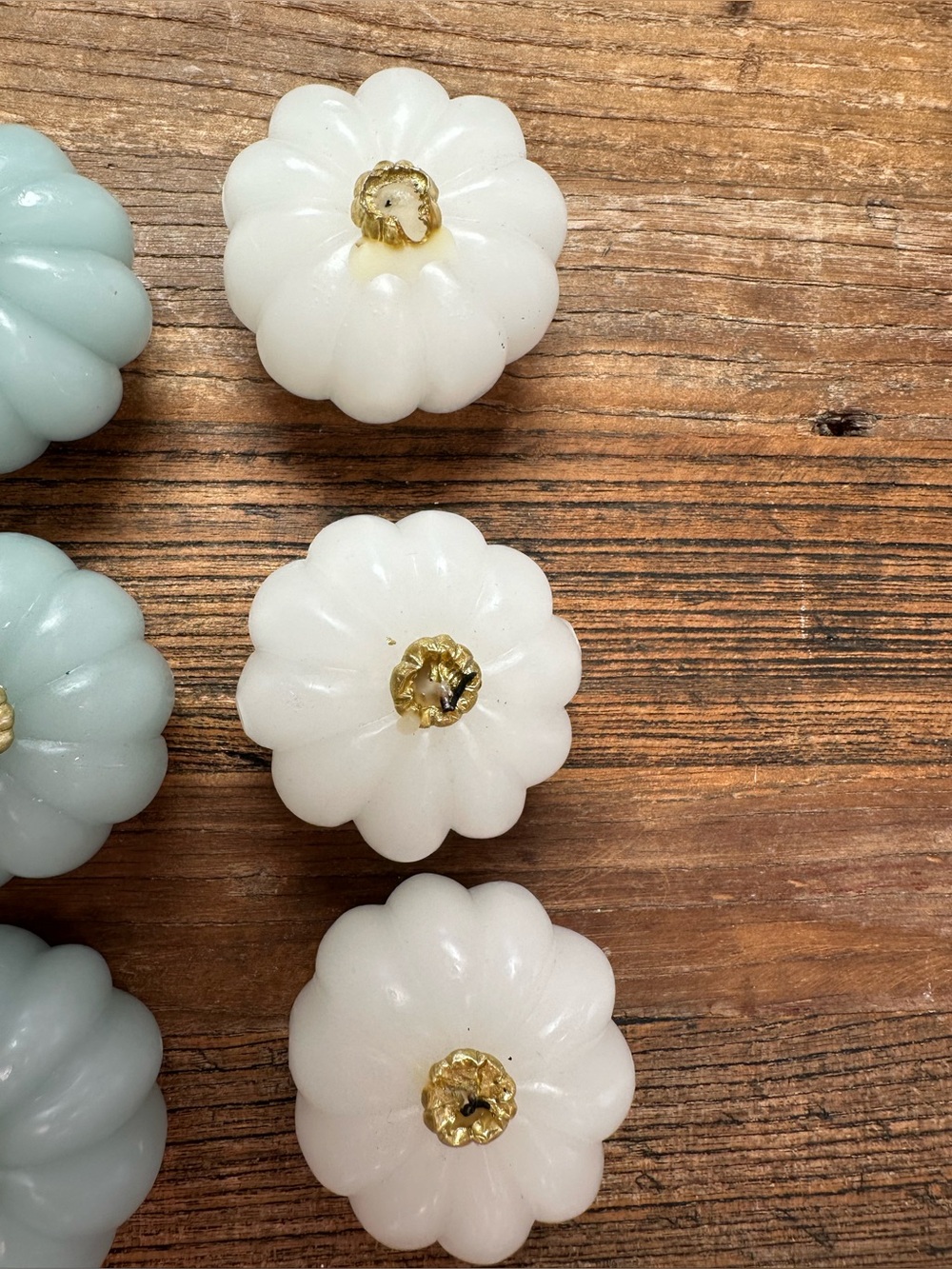 Set of 6 Pumpkin-Shaped candles in White and Pale Blue with Gold Accents - Picture 5 of 5